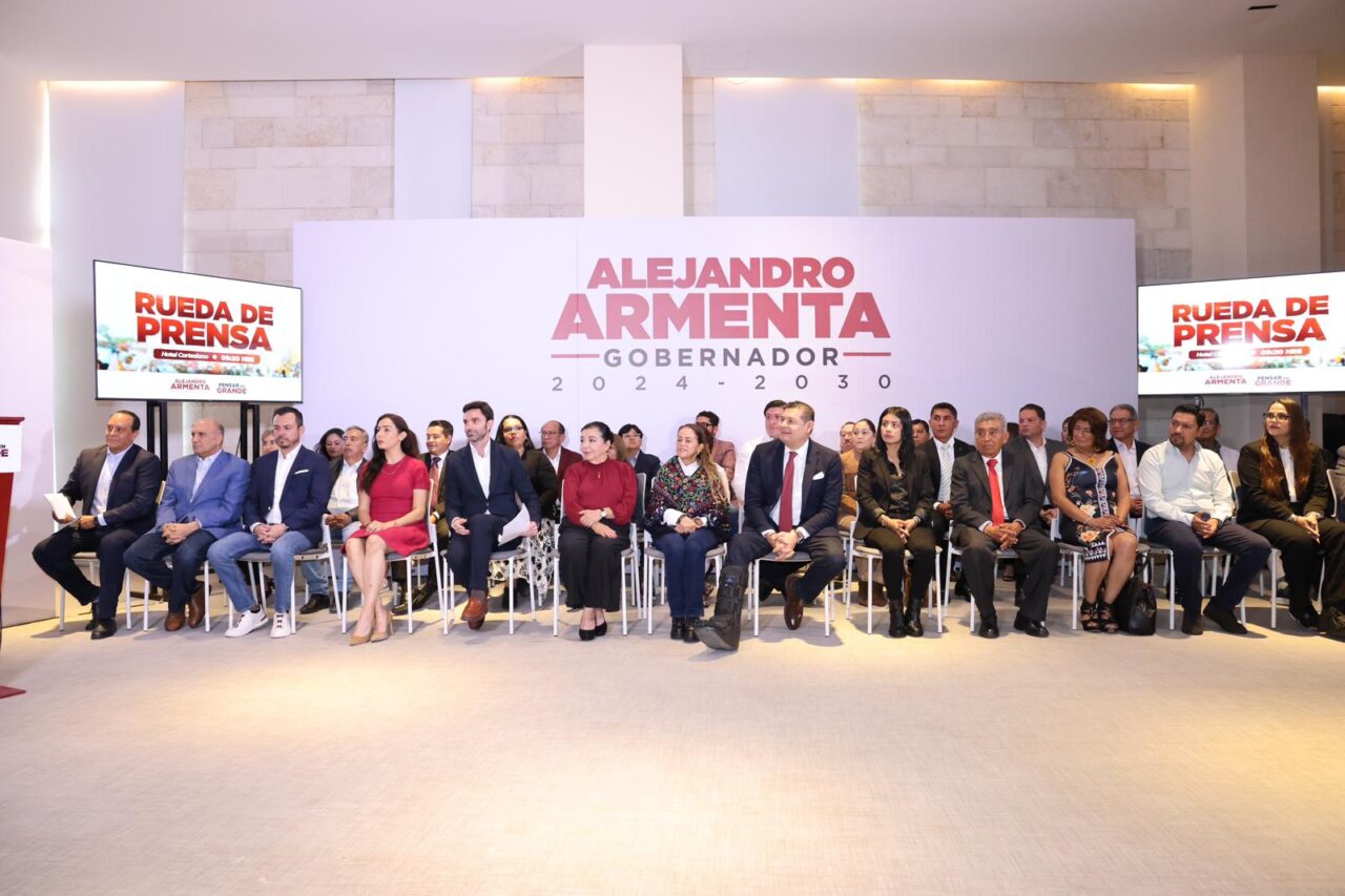 Profesionalización de fuerzas policiales para brindar seguridad y justicia al pueblo: Armenta