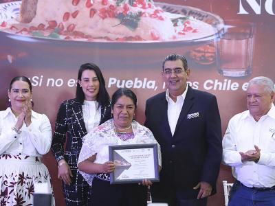 Preside Sergio Salomón inicio de la «Temporada del Chile en Nogada 2024»