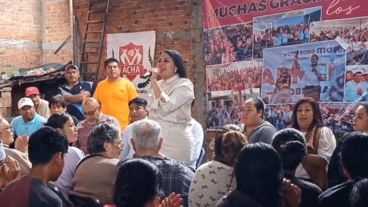 Tonantzin Fernández Agradece Apoyo de San Diego Cuachayotla y Promete Potenciar la Producción de Ladrillo en San Pedro Cholula