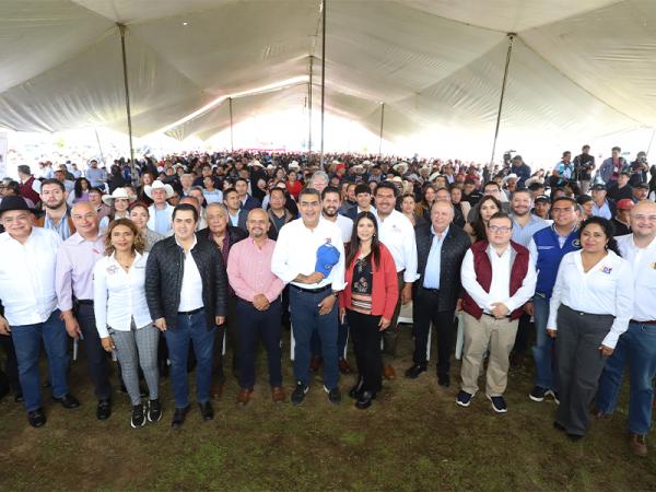 Con obra carretera y programas sociales, Sergio Salomón impulsa progreso integral en Chignahuapan