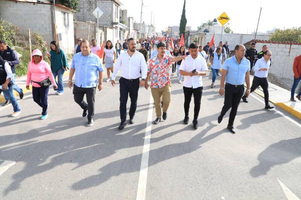 Entrega Ayuntamiento de Puebla rehabilitación de vialidad al sur de la ciudad