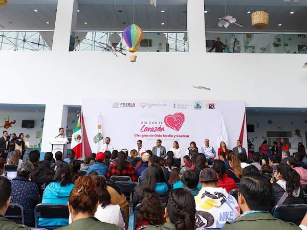 Encabezan Sergio Salomón y Gaby Bonilla programa de «Cirugías de Oído Medio y Coclear», pionero en el país