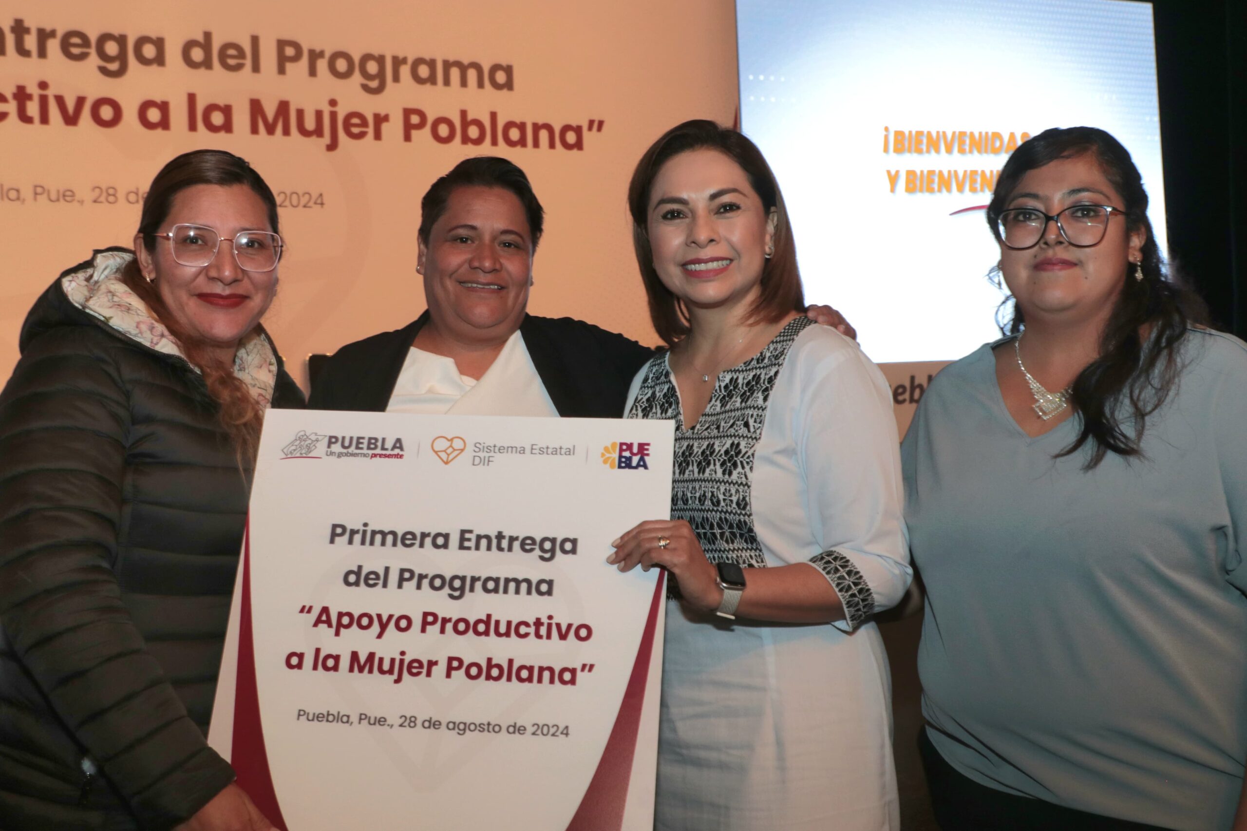 Realiza SEDIF primera entrega del Programa “Apoyo Productivo a la Mujer Poblana”
