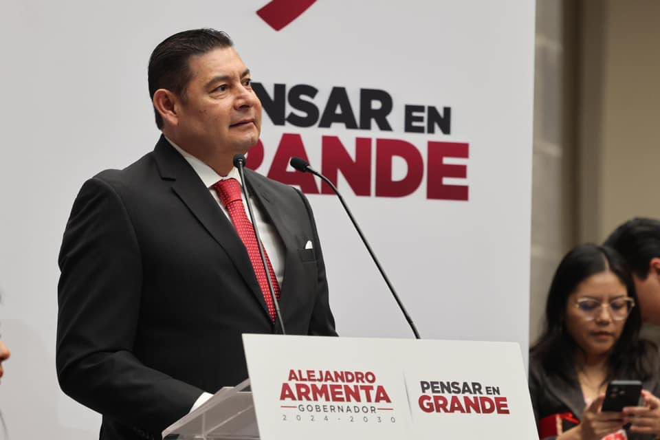 Anuncia Alejandro Armenta a nuevos miembros de su gabinete