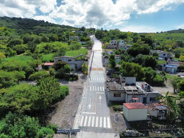 Entrega Ayuntamiento de Puebla tres obras en El Aguacate