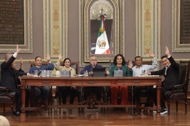 Convoca Comisión Permanente a LXII y LXI Legislatura a sesiones
