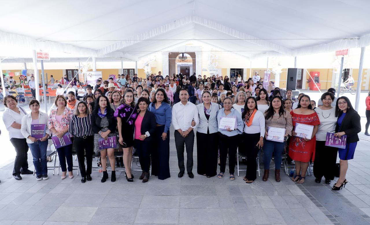 Celebra Mundo Tlatehui encuentro de emprendedoras sanandreseñas