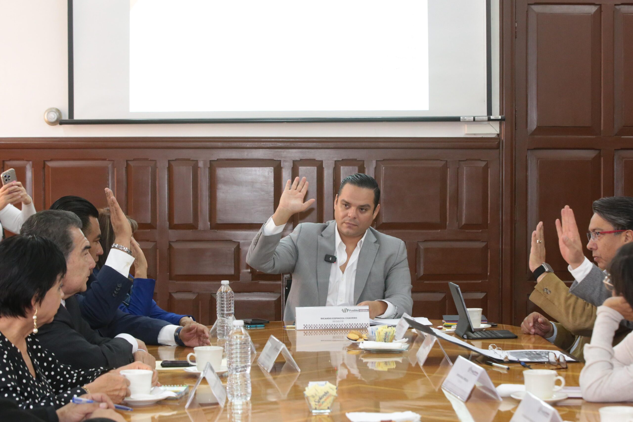 Comisión de Regularización de la Tierra y Bienes Patrimoniales establece plan de trabajo para lo que resta del 2024