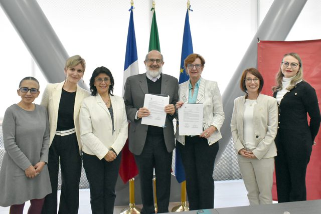 BUAP y Alianza Francesa firman convenio de colaboración 