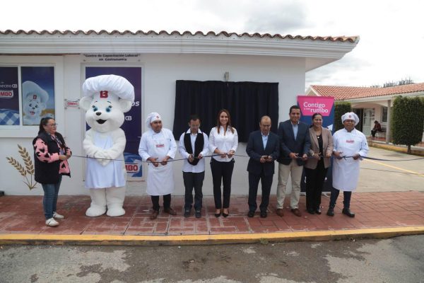 Inauguran SMDIF Puebla y BIMBO la escuela culinaria inclusiva