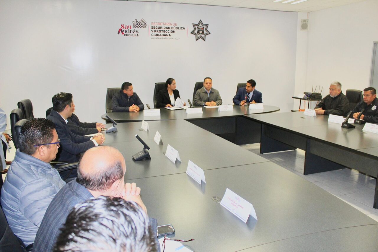 Instala Lupita Cuautle mesa de seguridad y justicia en San Andrés Cholula