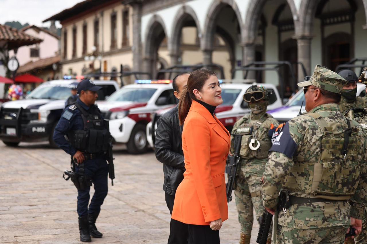 Bety Sánchez refuerza la seguridad en Zacatlán; llegan elementos de la SEMAR al municipio