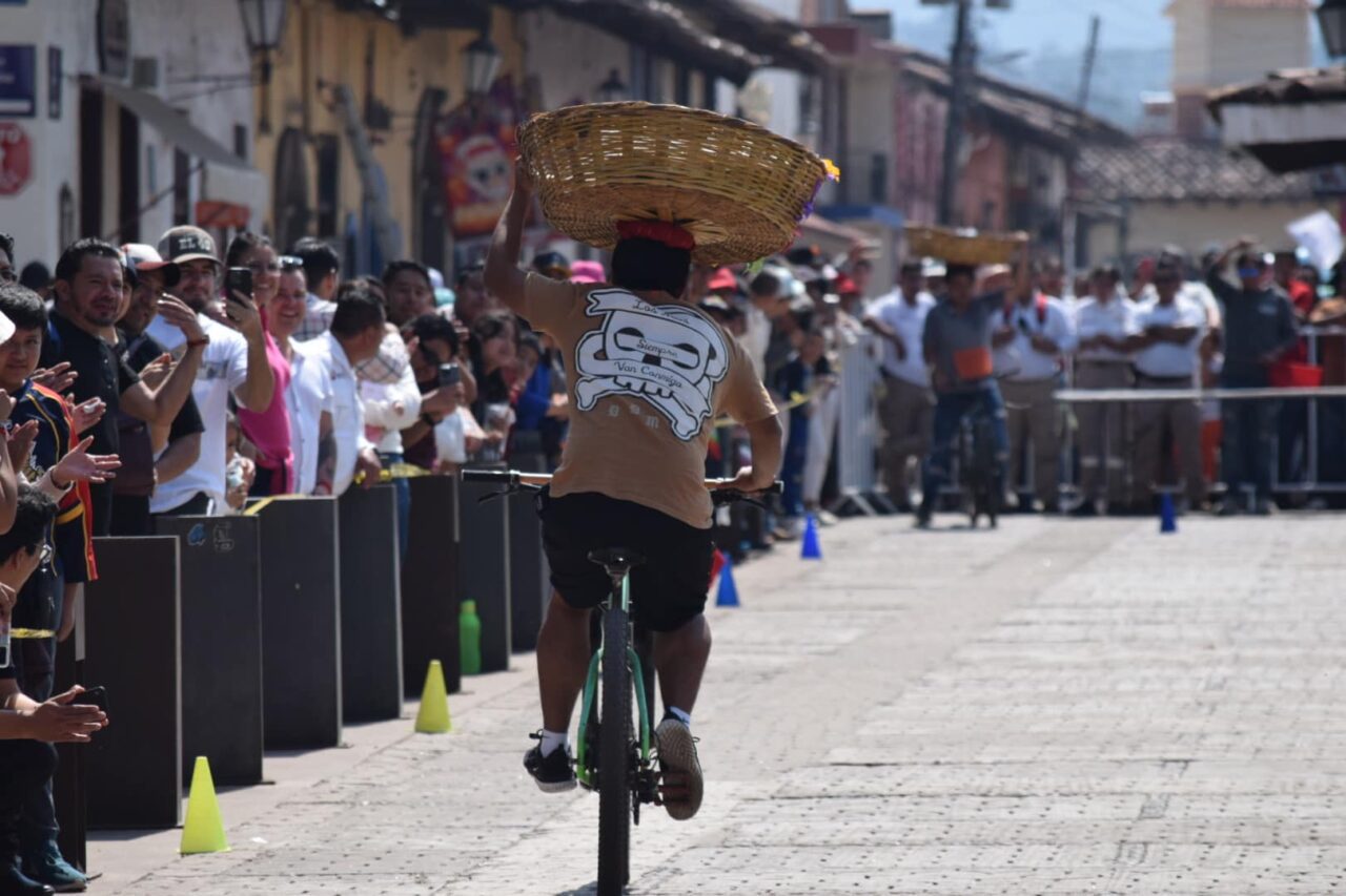 Éxito en la Carrera de los Panaderos en Zacatlán