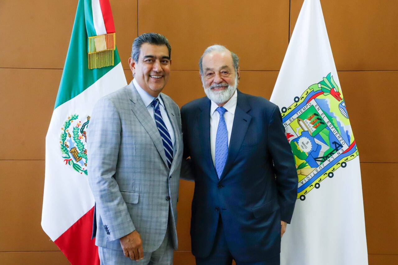 Recibe el Gobernador Sergio Salomón al empresario Carlos Slim