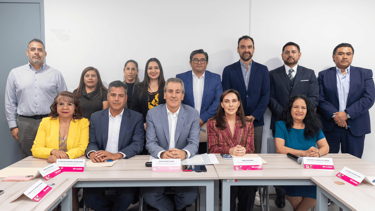 Pepe Chedraui y MariElise instalaron Junta Directiva del Sistema Municipal DIF 2024 -2027