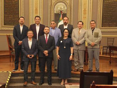 Genera gobierno estatal mejores condiciones de vida para sector laboral de Puebla