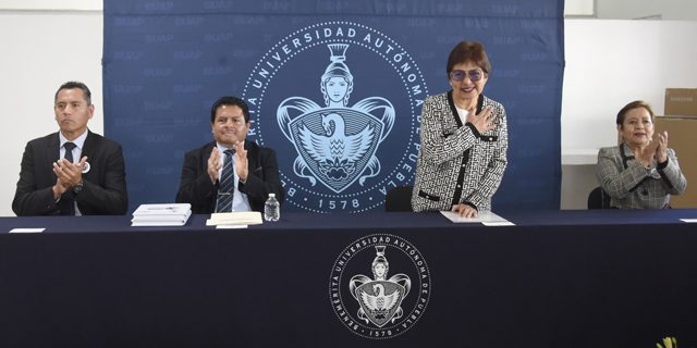 Reconoce Rectora Lilia Cedillo los logros de la Preparatoria 2 de Octubre, la más solicitada de la BUAP