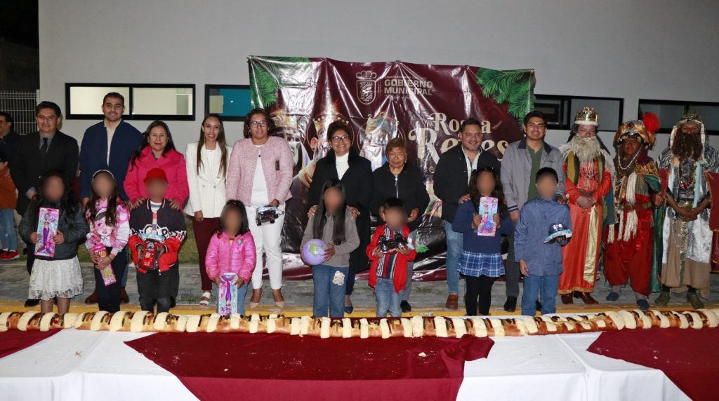 Concluye con exito entrega de juguetes en Cuatlancingo