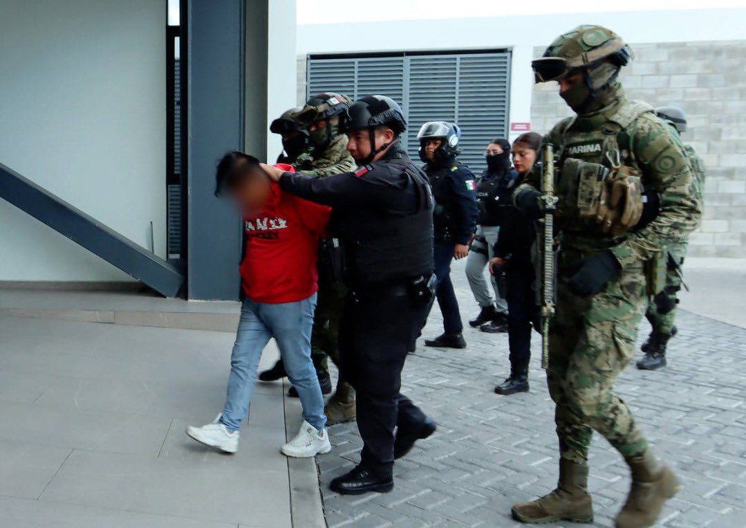 Tras reacción oportuna la SSC asegura a dos presuntos asaltantes en la Central de Abasto