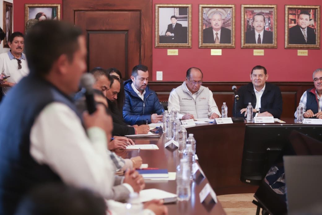 Armenta prioriza obras de la mano con municipios