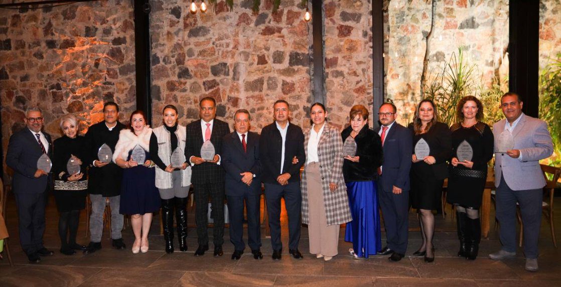 La alcaldesa sanandreseña, Lupita Cuautle, refuerza lazos con el periodismo poblano y reconoce su labor