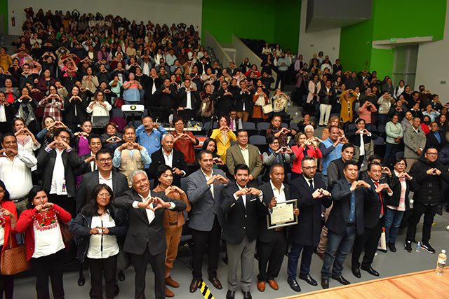 Cada lengua es un universo de sabiduría y un puente entre pasado y presente