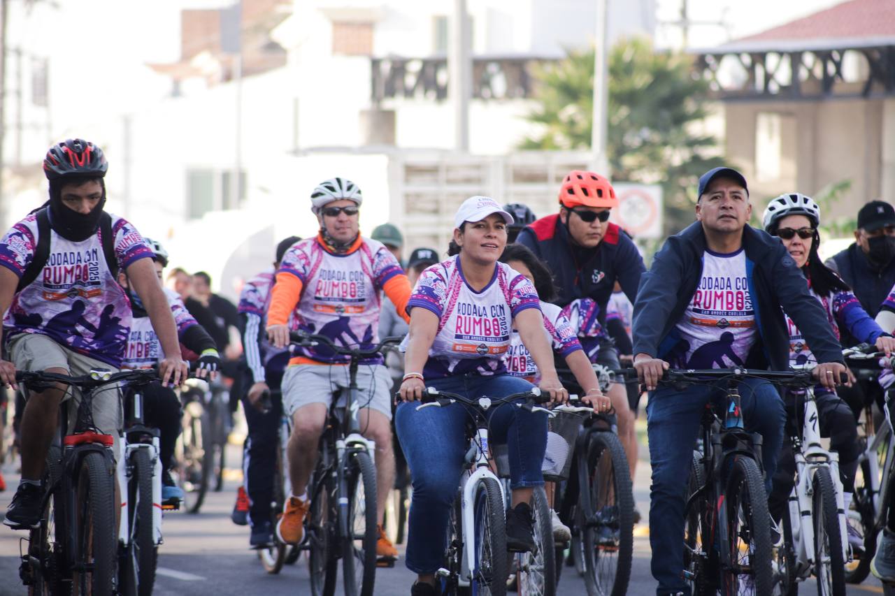 A favor del deporte la UDLAP se suma al Ayuntamiento de San Andrés Cholula en la Rodada con Rumbo