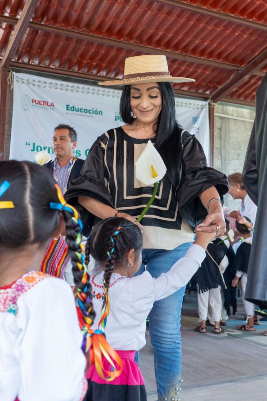 Realizan Primera Jornada Científica y Cultural para Estudiantes de Educación Indígena en Comaltepec, Puebla