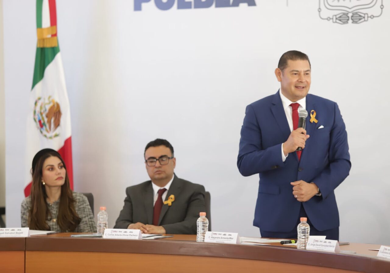 Sector público y privado suman esfuerzos por la salud de las familias poblanas