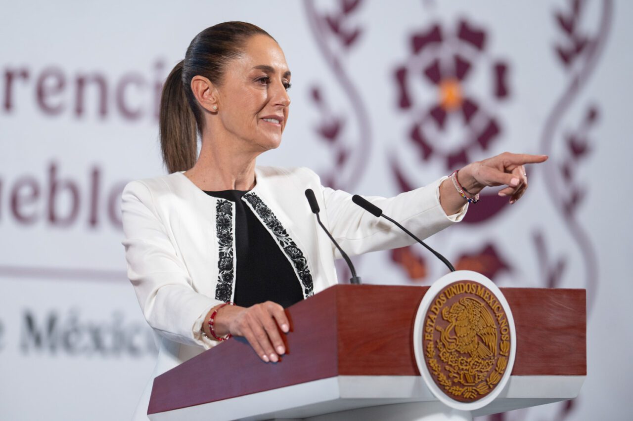 Presidenta informa que tras retirar iniciativa a la ley del ISSSTE, se congelarán, disminuirán o condonarán deudas del FOVISSSTE