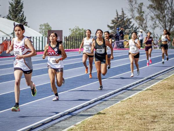 Delegación poblana destaca en Macrorregional de Atletismo rumbo a la Olimpiada Nacional