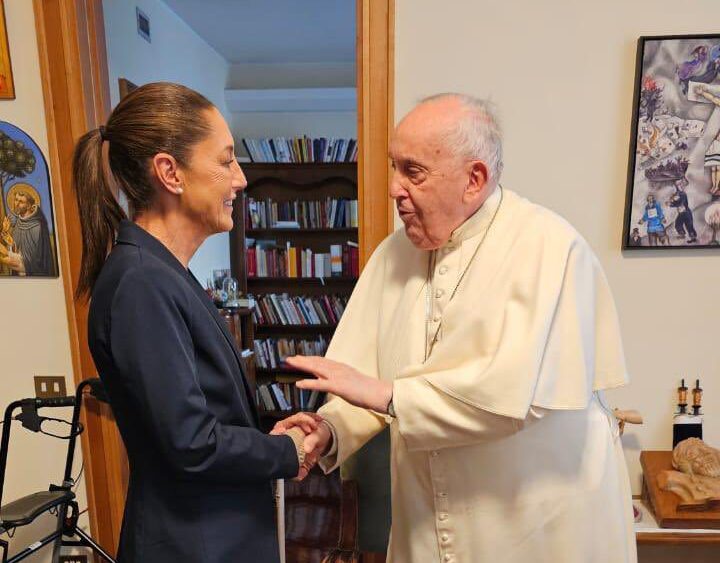 Claudia Sheinbaum despide al Papa Francisco: “Un gran humanista, su legado trasciende credos”