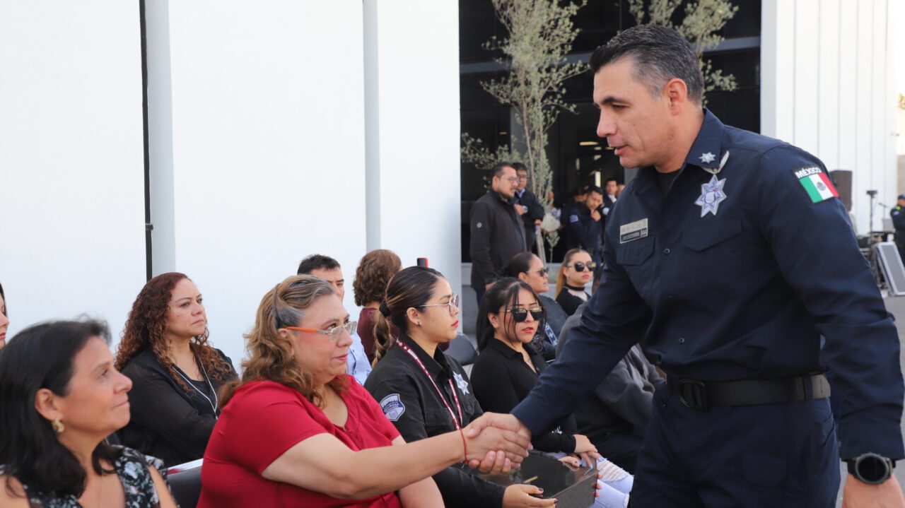 Reconoce gobierno de Pepe Chedraui vocación de policías caídos en cumplimiento de su deber