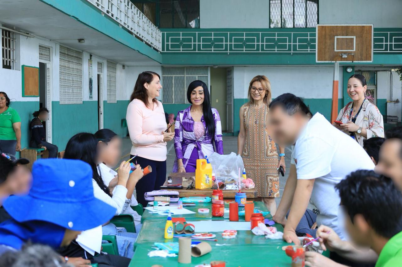 La CDH Puebla visita asociación que transforma vidas de personas con discapacidad intelectual