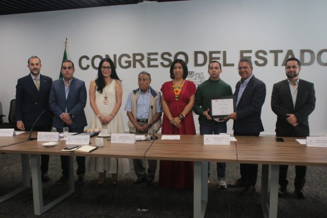 Aprueba Comisión del Congreso exhorto para ampliar puntos de cobro de casetas