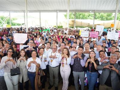 Entregas simultáneas de insumos para el campo en la mixteca poblana