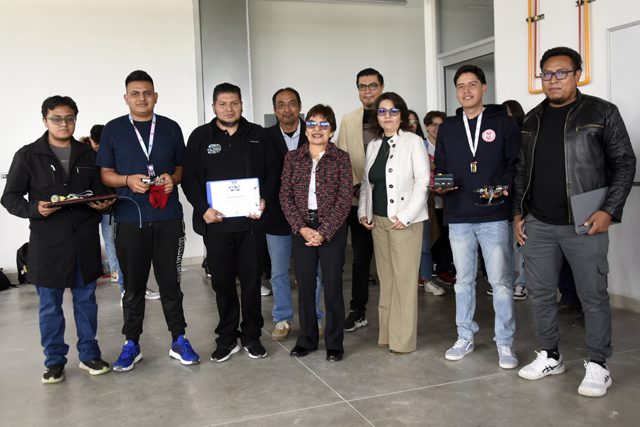 Celebran en CU2 el concurso “Robomatrix, Liga latinoamericana de robótica de competencia”