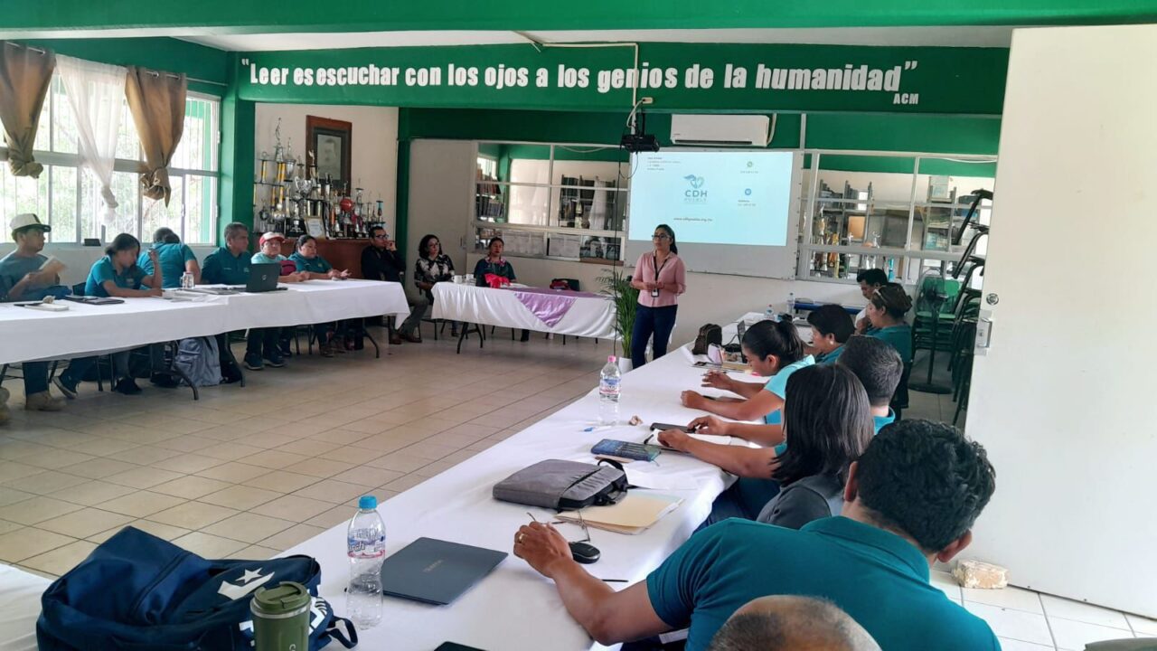 CDH Puebla promueve la igualdad y no discriminación en Tecomatlán