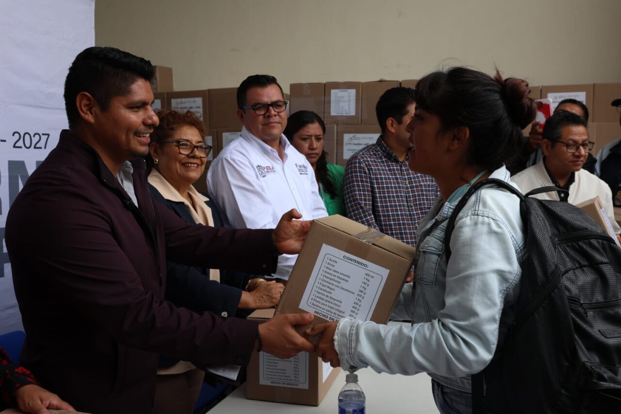 Anuncia Omar Muñoz próxima construcción de la “Casa del Abue” en Cuautlancingo