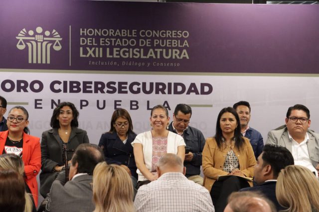 Necesario tipificar ciberasedio para garantizar seguridad y justicia: panelistas en Foro de Divulgación 