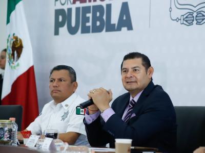 Gobierno de Puebla suscribe apertura al diálogo y apego a la ley con organizaciones sociales