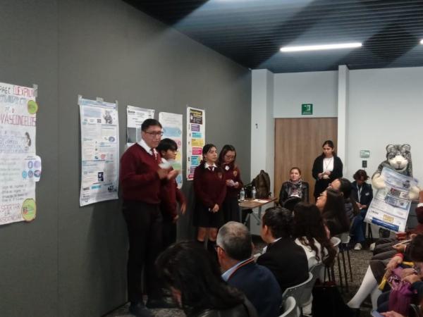 Impulsan jóvenes poblanos educación con impacto social en Proyectos Escolares Comunitarios 2024-2025