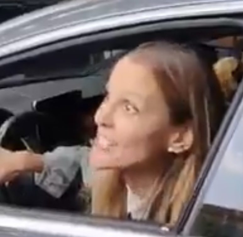 “Lady Racista”: indignación y consecuencias tras insultos de modelo argentina a policía en CDMX