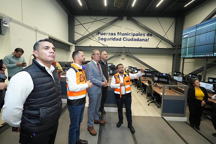 Encabeza Pepe Chedraui supervisión en el Centro de Monitoreo Semafórico de la capital