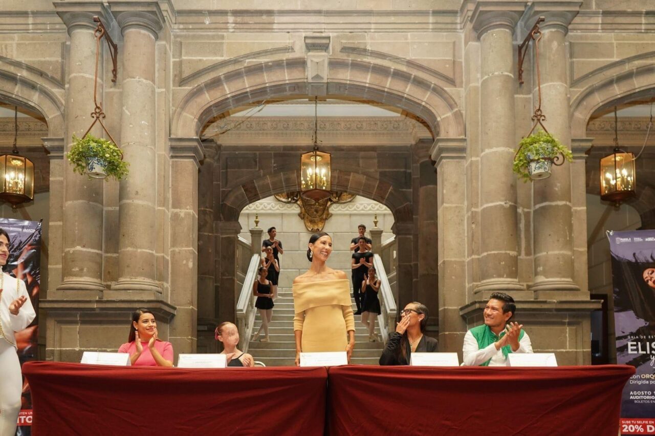 Invita Gobierno de la Ciudad a disfrutar de descuentos para la “Gala de Estrellas Elisa y Amigos”