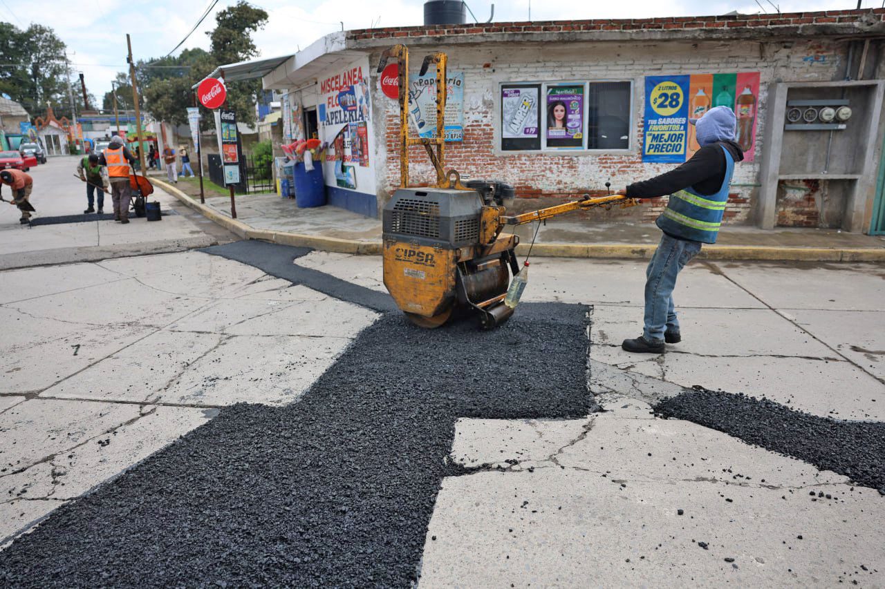 Hombro a hombro estamos trabajando en beneficio de Cuautlancingo: Omar Muñoz