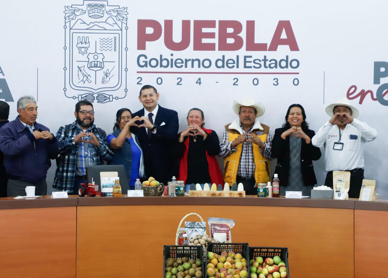 Riqueza comunitaria con justicia social para el campo poblano: Armenta
