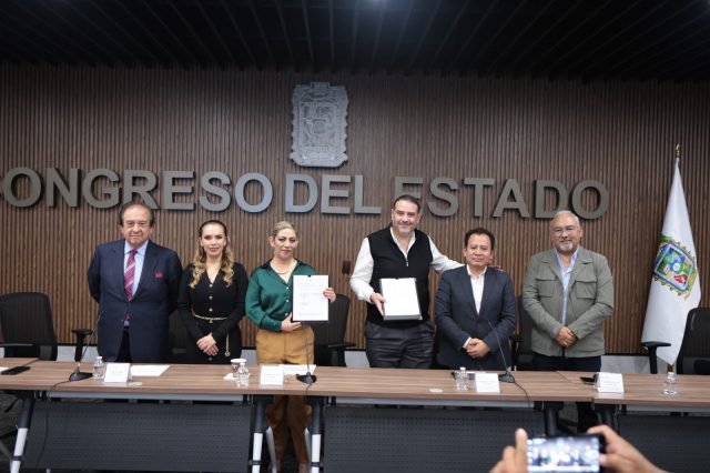 Signan Convenio de Colaboración Congreso del Estado y ACECOP
