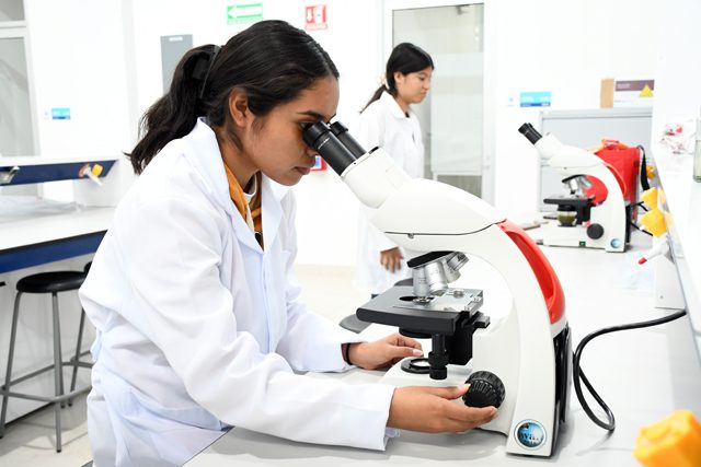 Obtiene Ingeniería Biomédica dictamen que avala su calidad académica