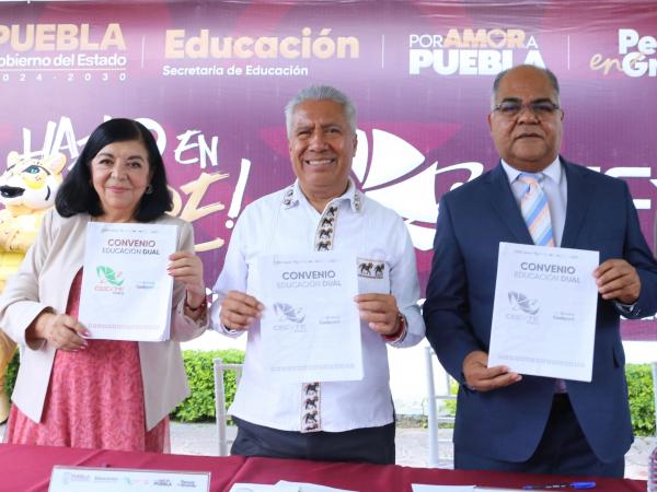 CECYTE Puebla y empresas suman esfuerzos, impulsan educación dual con sentido social